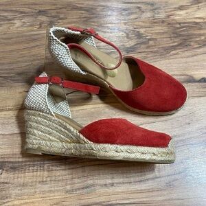 Women’s Like New Paseart Espadrilles Red Wedge Sandals Made in Spain